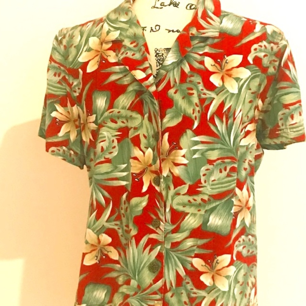 100% Rayon Hawaiin blouse Size L